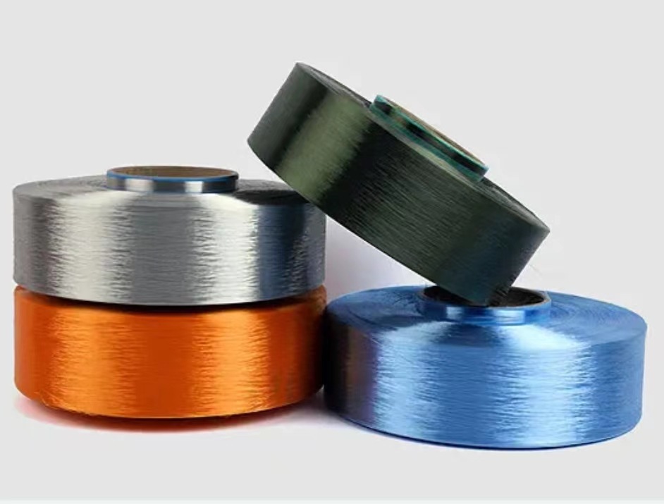 Fil de filament coloré HANYUN 100% polyester 300D FDY pour tissu non tissé